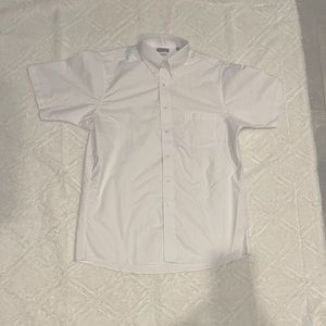 VAN HEUSEN Men’s short sleeve regular fit Dress Shirt 15-15.5